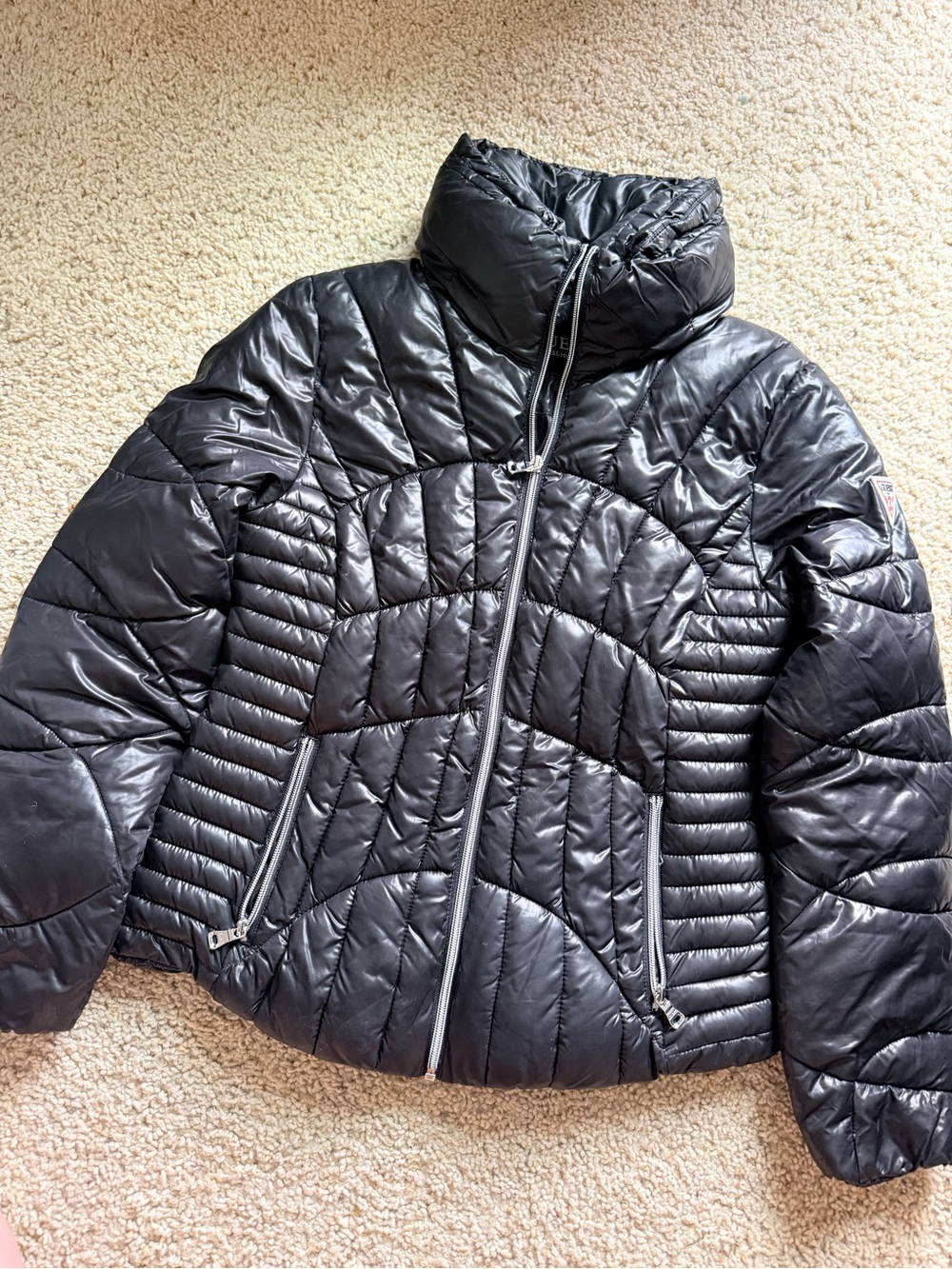 GUESS Women’s Black Quilted Puffer Jacket Size M Full Zip Lightweight
